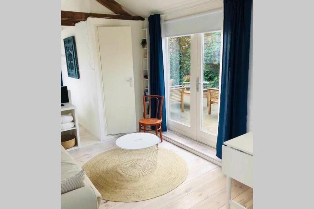 Tiny House In Tuin Van De Statige Villa Mariahof ดอร์เดรคท์ ภายนอก รูปภาพ