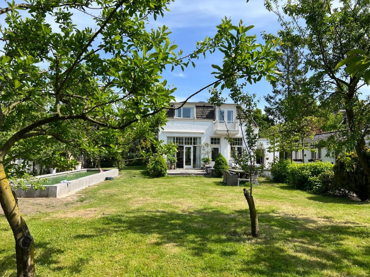 Tiny House In Tuin Van De Statige Villa Mariahof ดอร์เดรคท์ ภายนอก รูปภาพ